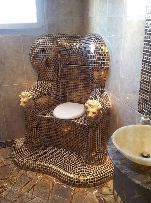Poop like a king!