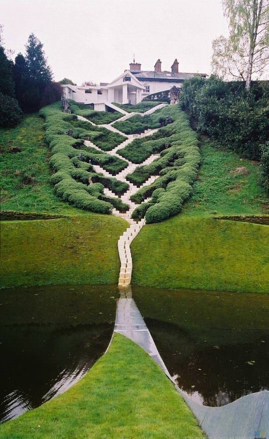 Awesome walkway