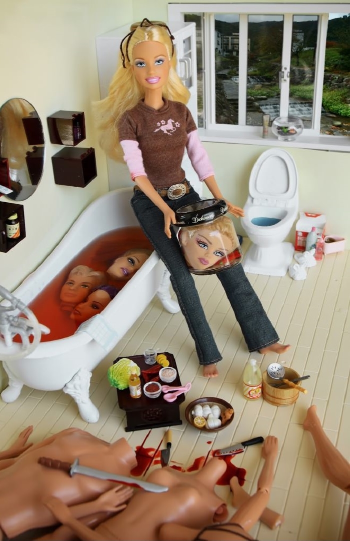 Come play barbie with me!