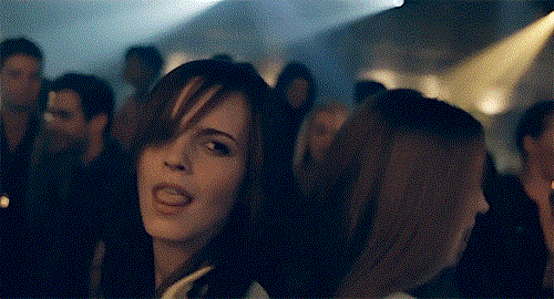 I like the way she dances