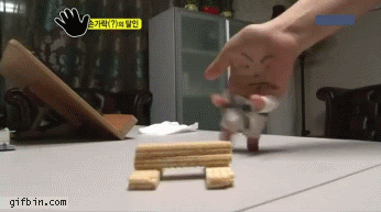 The hand has it!