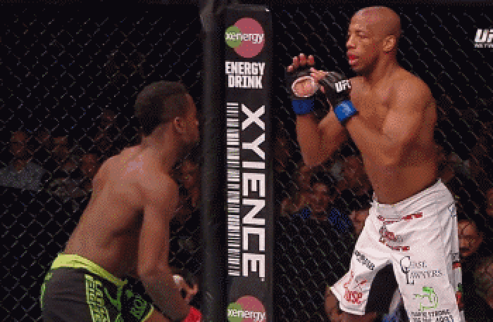 Chris Beal's flying knee