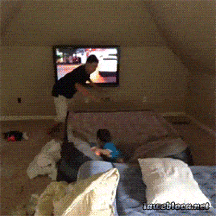 Air bed + kids = air time