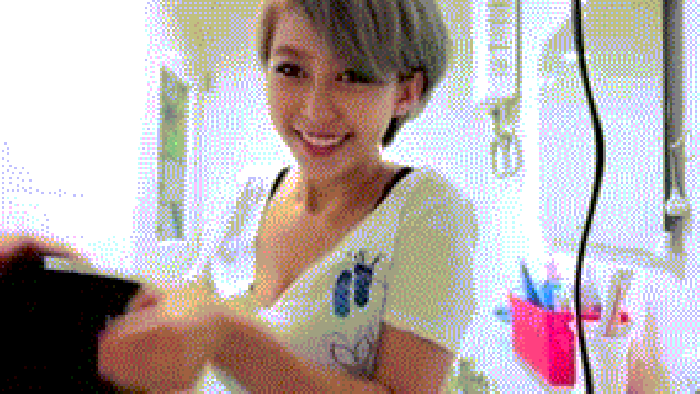 She is doing it right