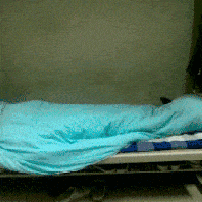 Fold a quilt in 2 seconds