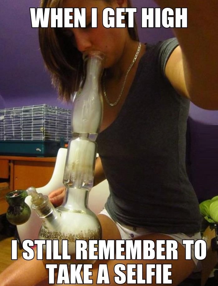 Stoner Selfie Girl