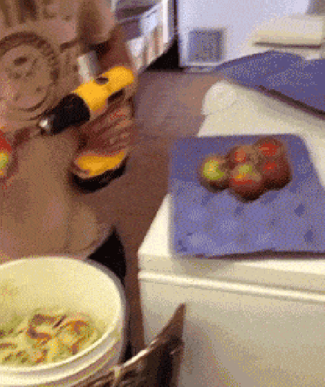 Manliest way to peel an apple